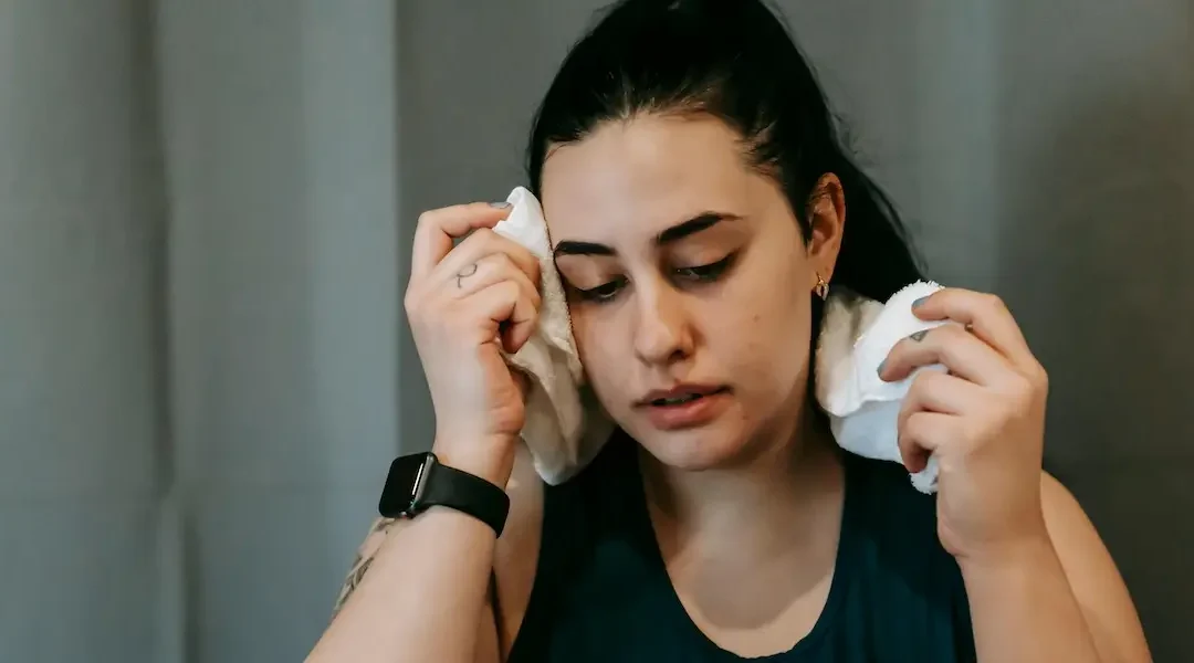 Hyperhidros – en faktabaserad guide till överdriven svettning och behandlingsalternativ